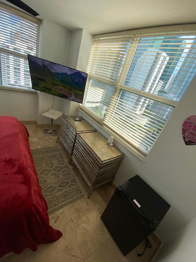 Comfortable Room In The Brickell City Center Area Miami Exterior photo